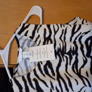 HM  Animal print PTP 17"-18" Bodysuit